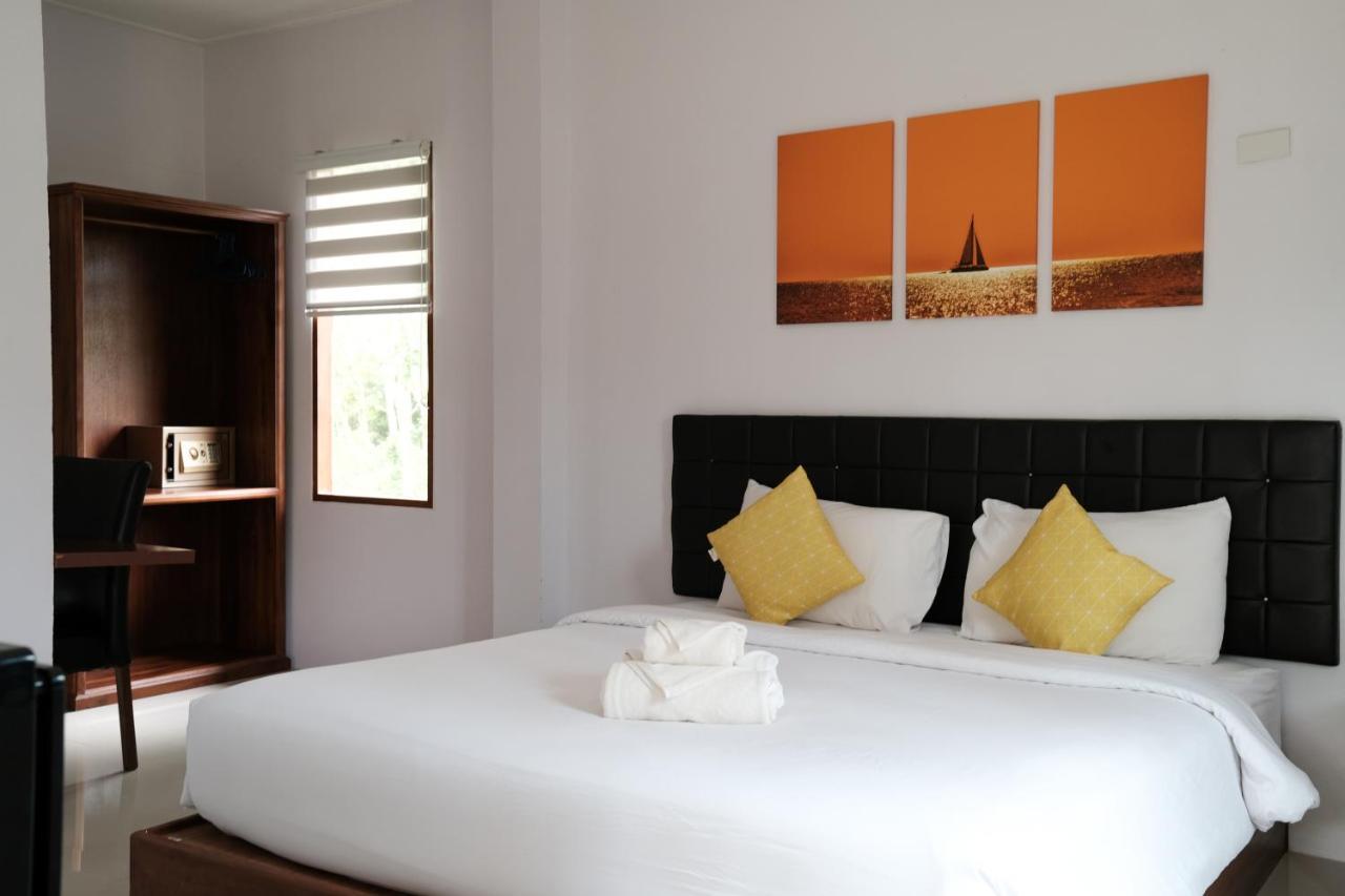 The Lodge At Koh Kood Ko Kut ภายนอก รูปภาพ