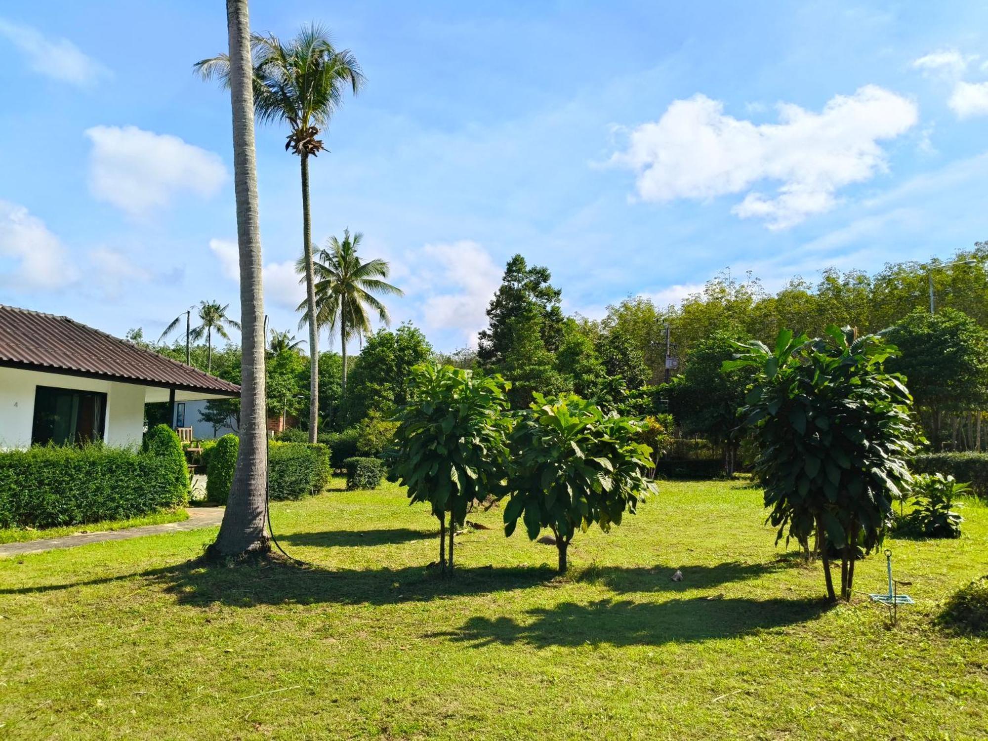 The Lodge At Koh Kood Ko Kut ภายนอก รูปภาพ