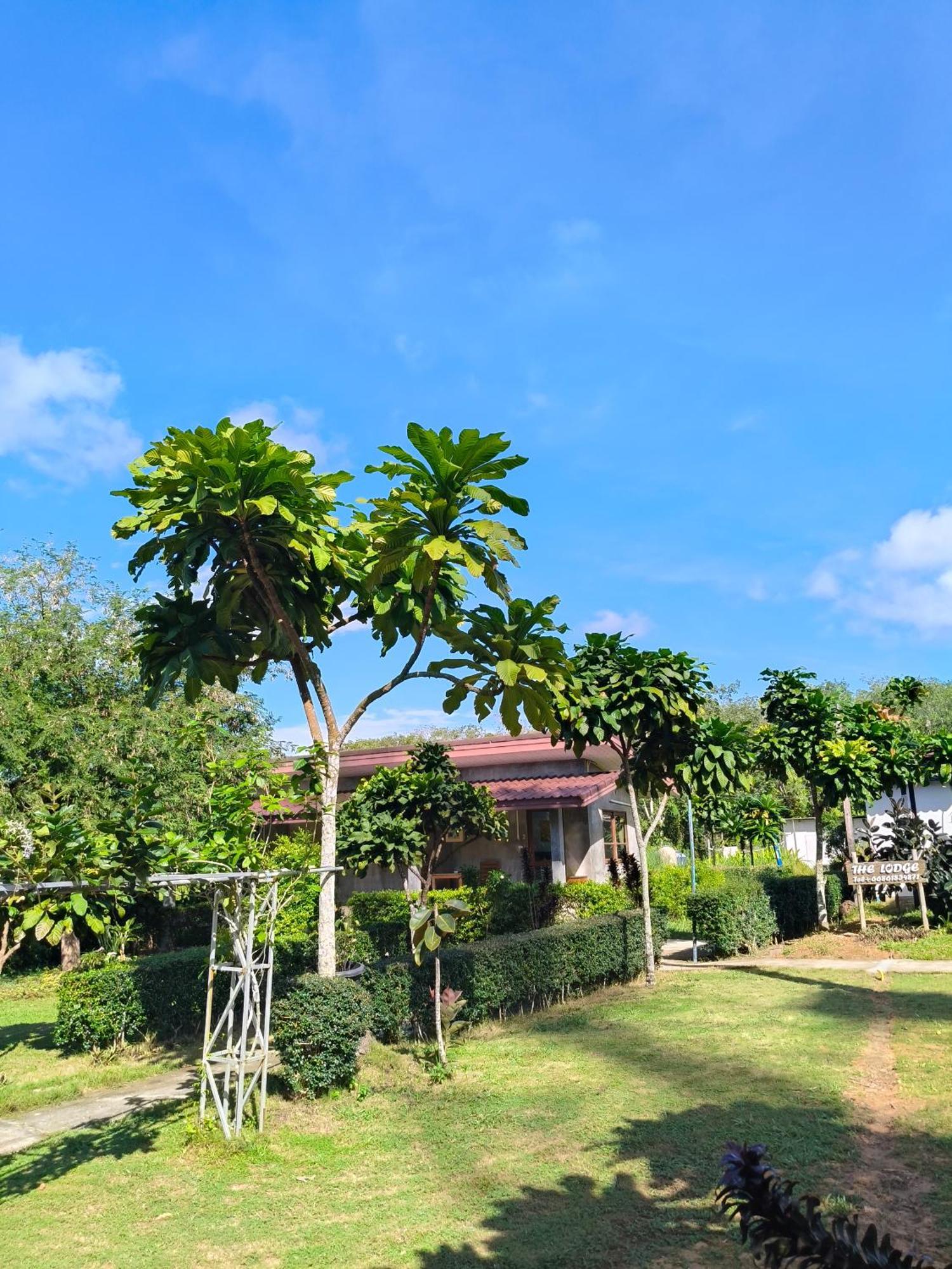 The Lodge At Koh Kood Ko Kut ภายนอก รูปภาพ