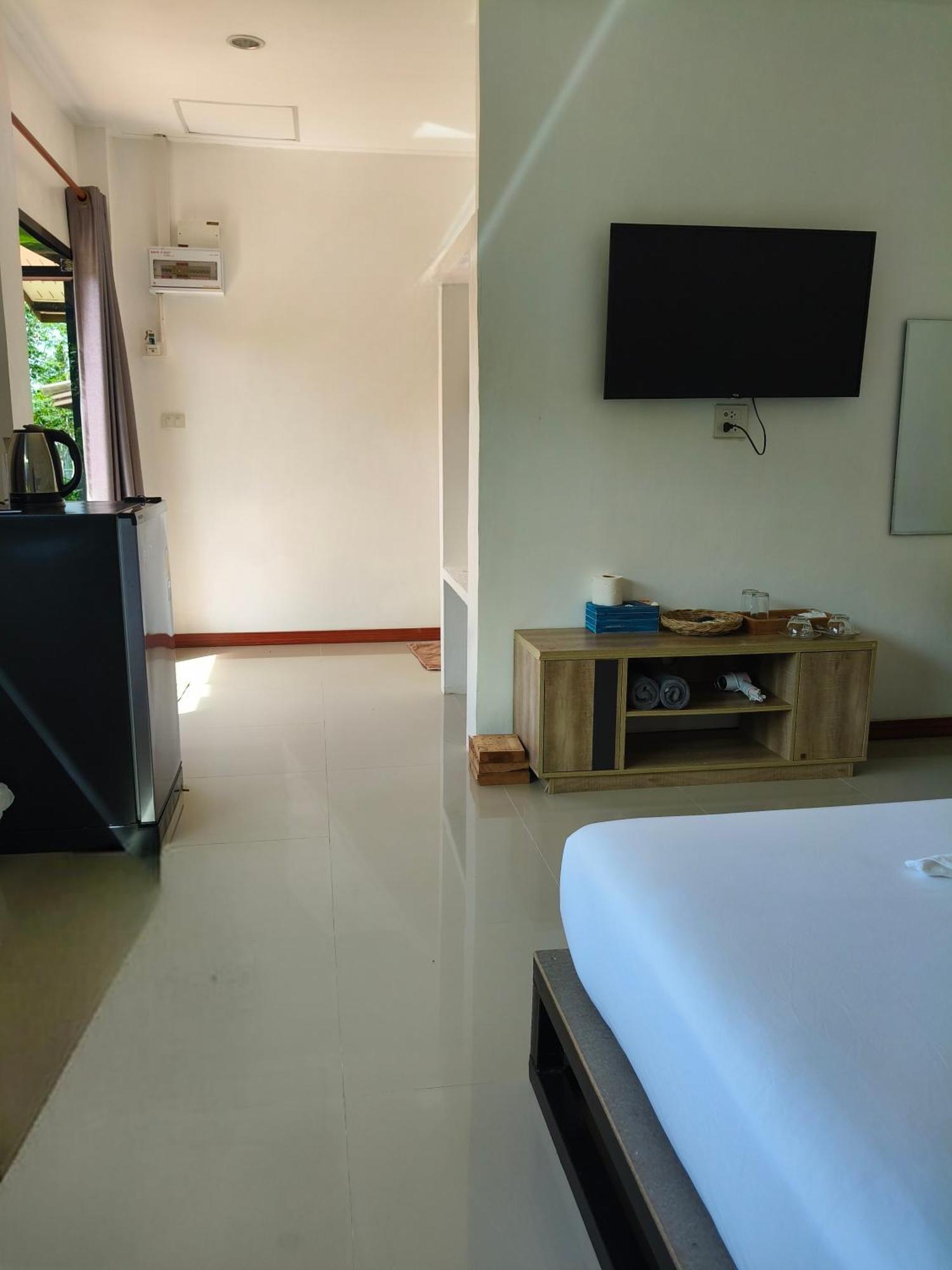 The Lodge At Koh Kood Ko Kut ภายนอก รูปภาพ