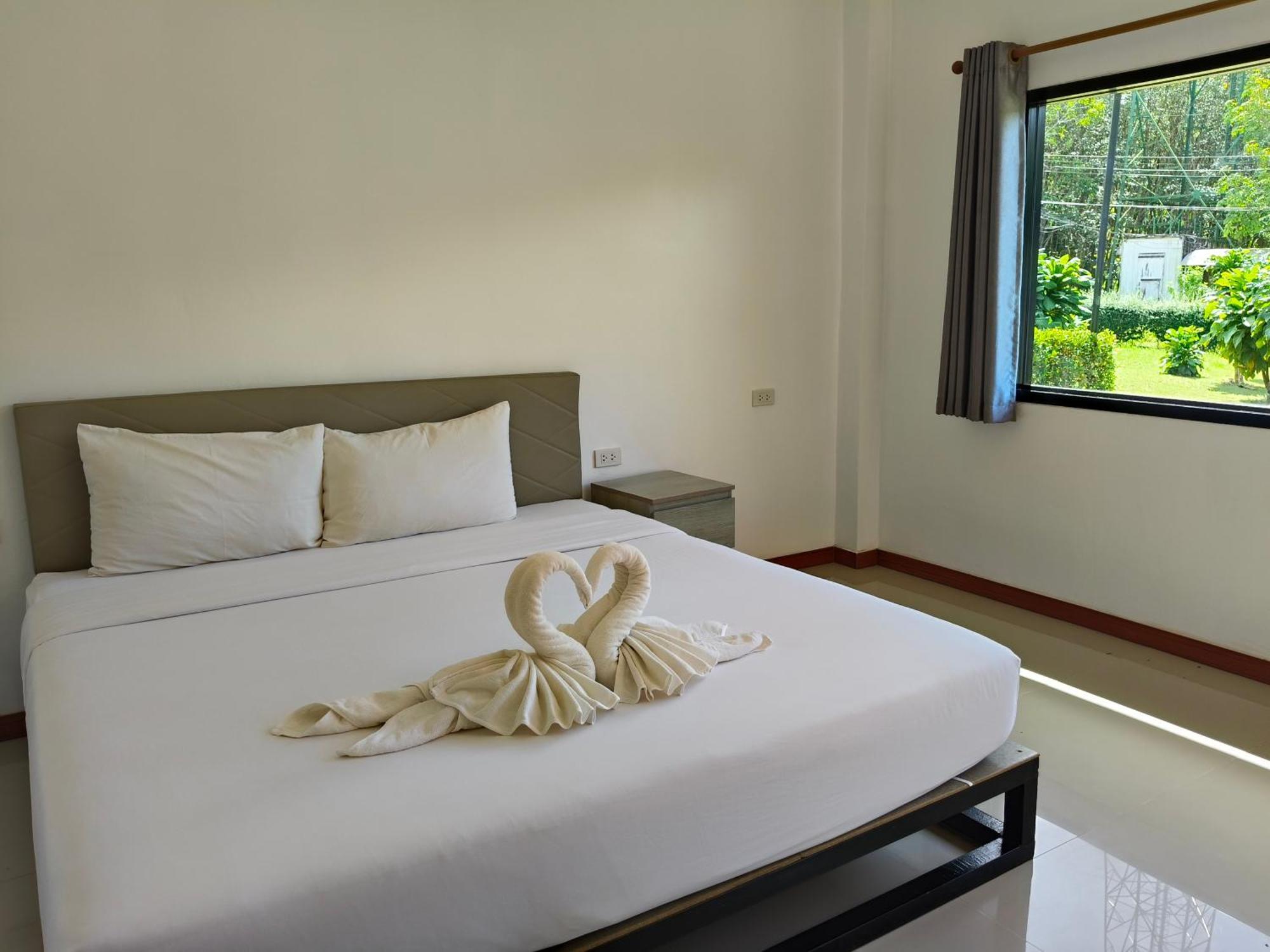 The Lodge At Koh Kood Ko Kut ภายนอก รูปภาพ